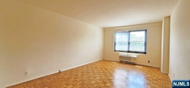 2348 Linwood - Photo 11