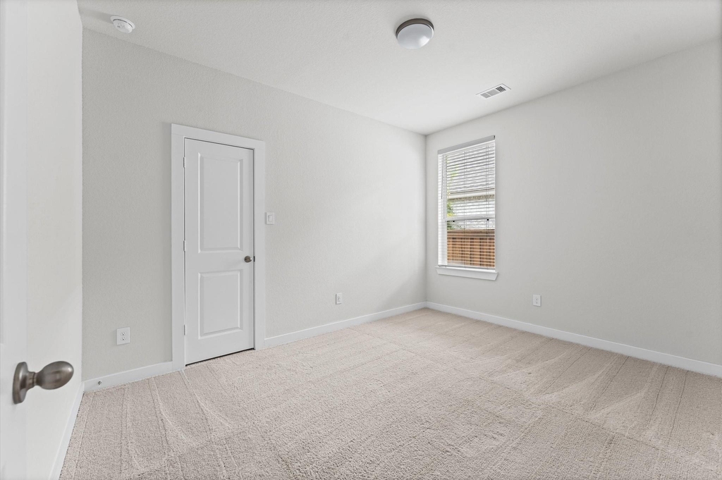 7909 Wild Thicket Drive - Photo 14
