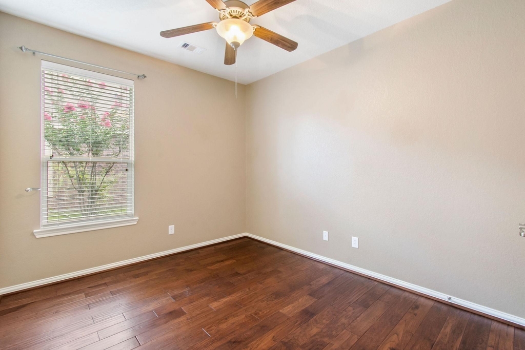 8951 Headstall Drive - Photo 18