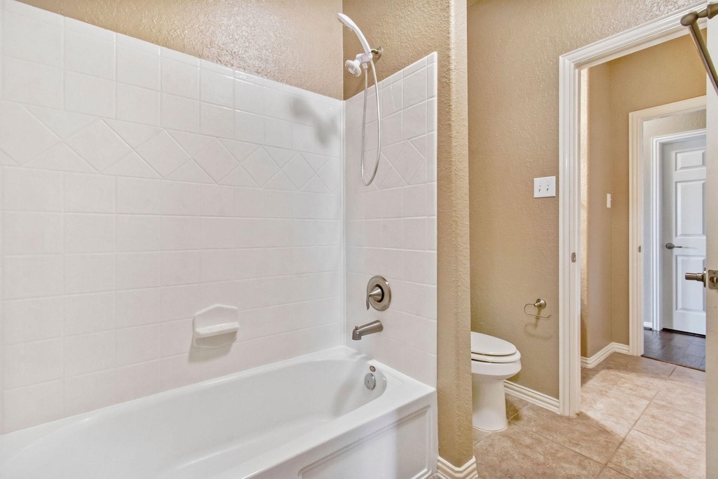 8951 Headstall Drive - Photo 17