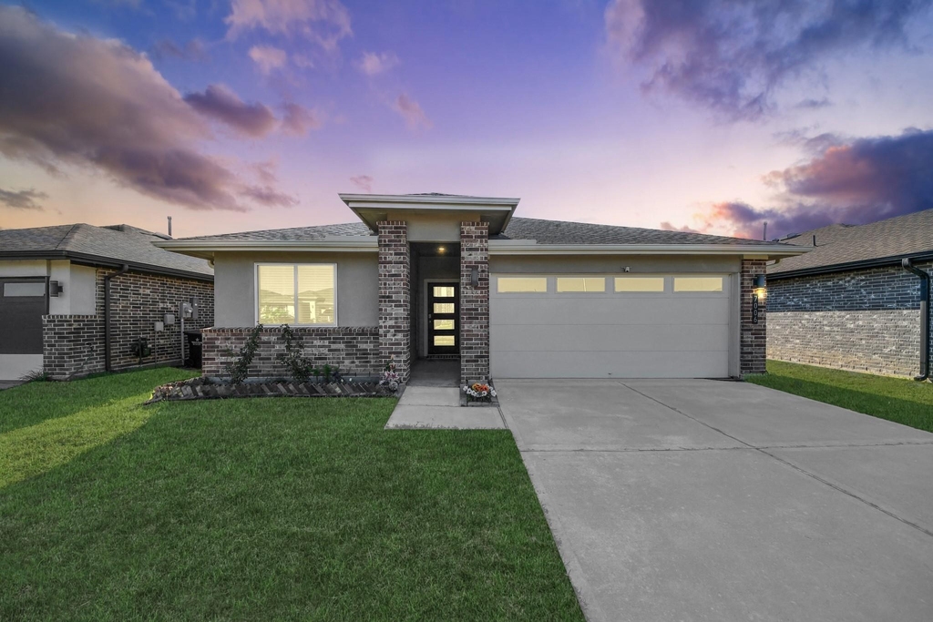 7006 Halifax Harvest Lane - Photo 0