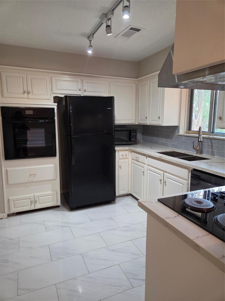 1510 Neptune Lane - Photo 14