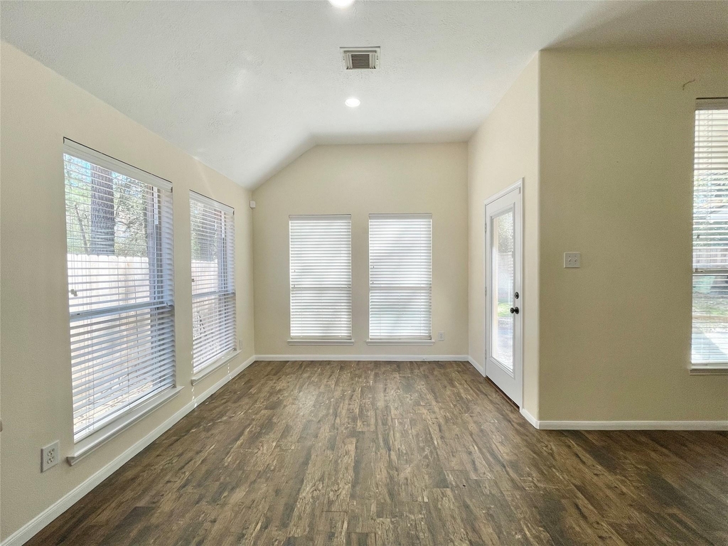 90 N Creekmist Place - Photo 21