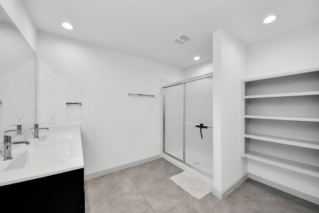 29402 Hoelzen Hollow Drive - Photo 14