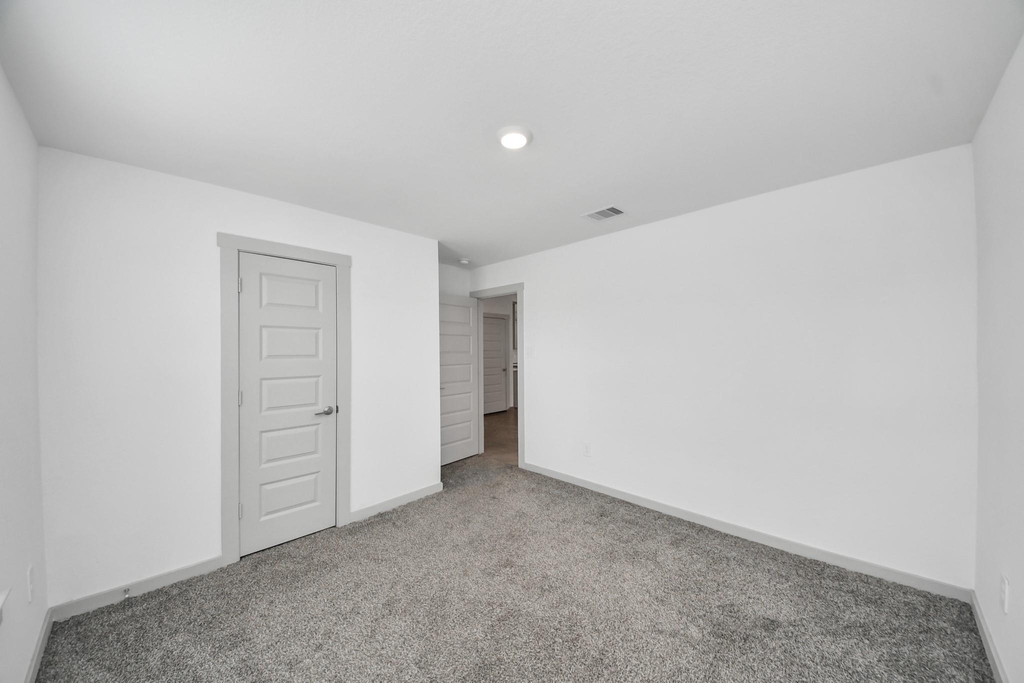 29402 Hoelzen Hollow Drive - Photo 32