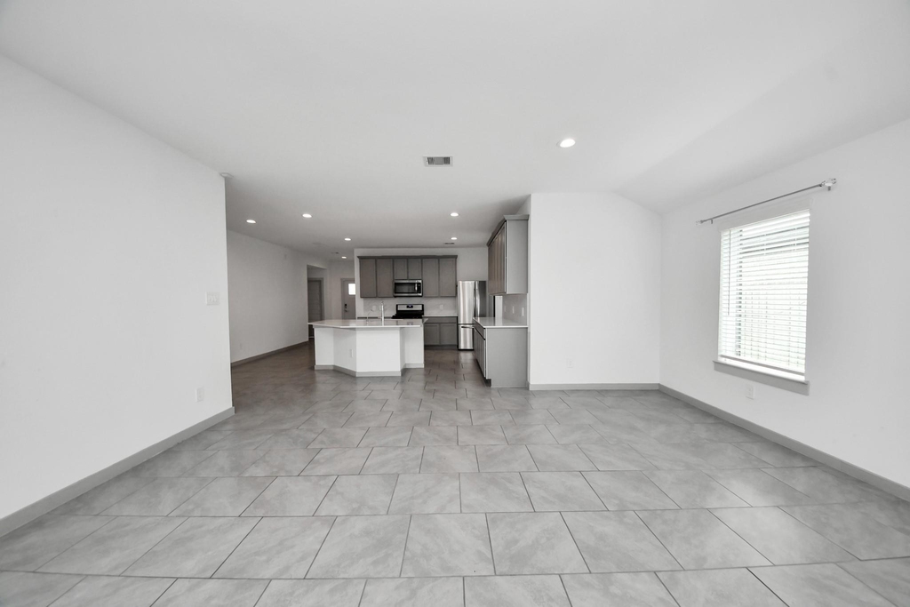 29402 Hoelzen Hollow Drive - Photo 6