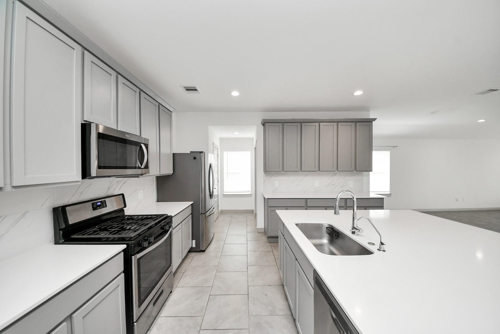 29402 Hoelzen Hollow Drive - Photo 24