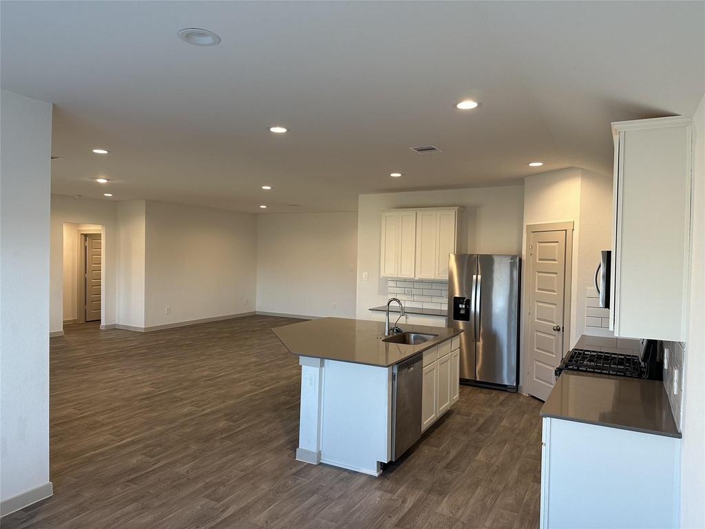 6918 Dell Vista Drive - Photo 2