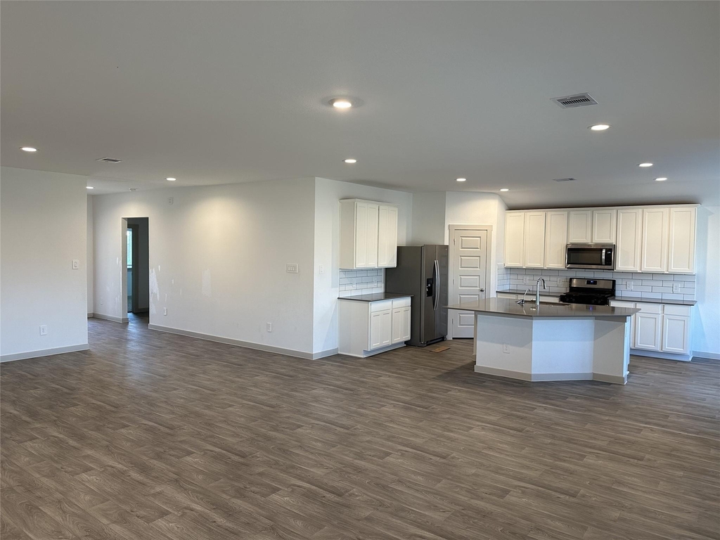 6918 Dell Vista Drive - Photo 1