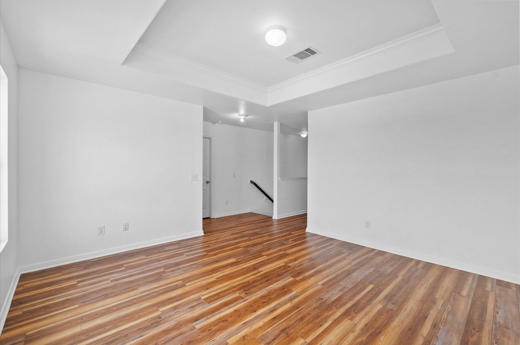 6755 Cortenridge Lane - Photo 10