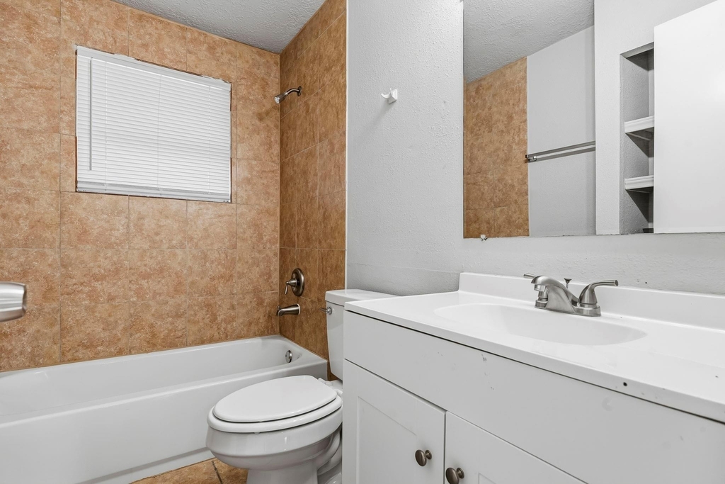 5418 Ridgeway Drive - Photo 12