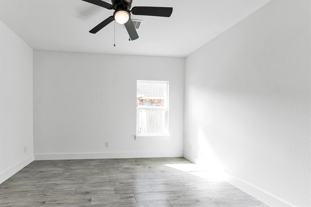 13405 Raintree Drive - Photo 31