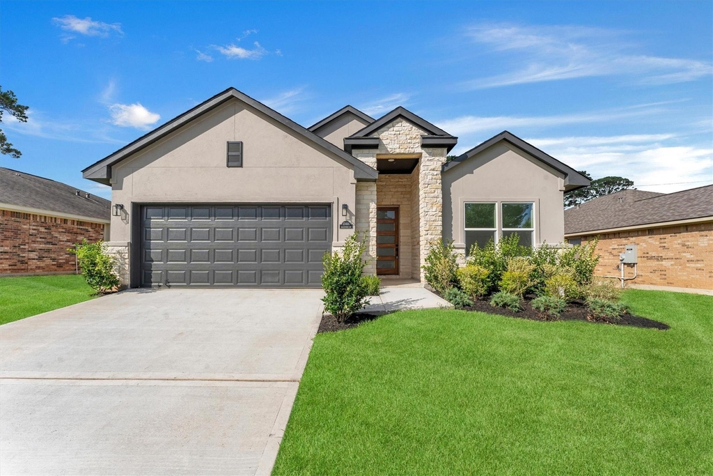 13405 Raintree Drive - Photo 2