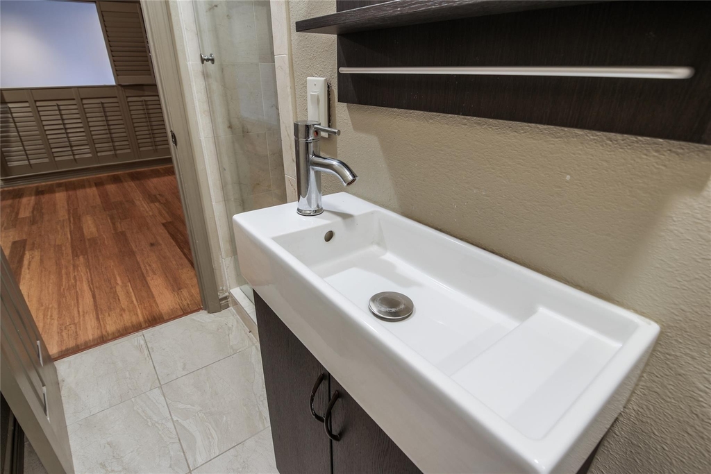 8602 Oakford Drive - Photo 38