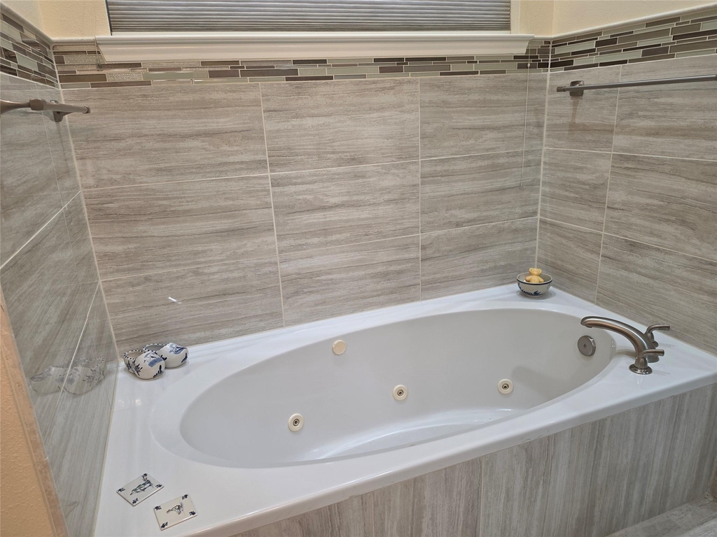 22902 Greenrush Drive - Photo 16