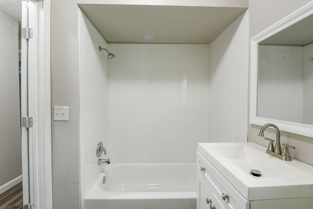 319 Rustic Drive - Photo 17