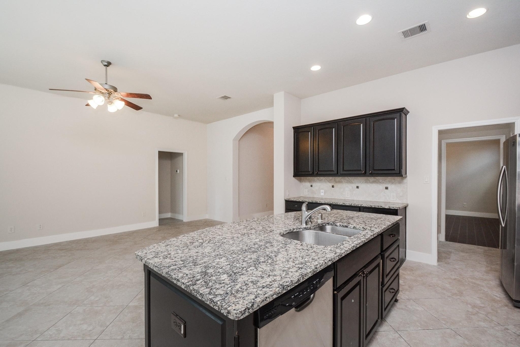 2511 Mountain Sage Drive - Photo 15