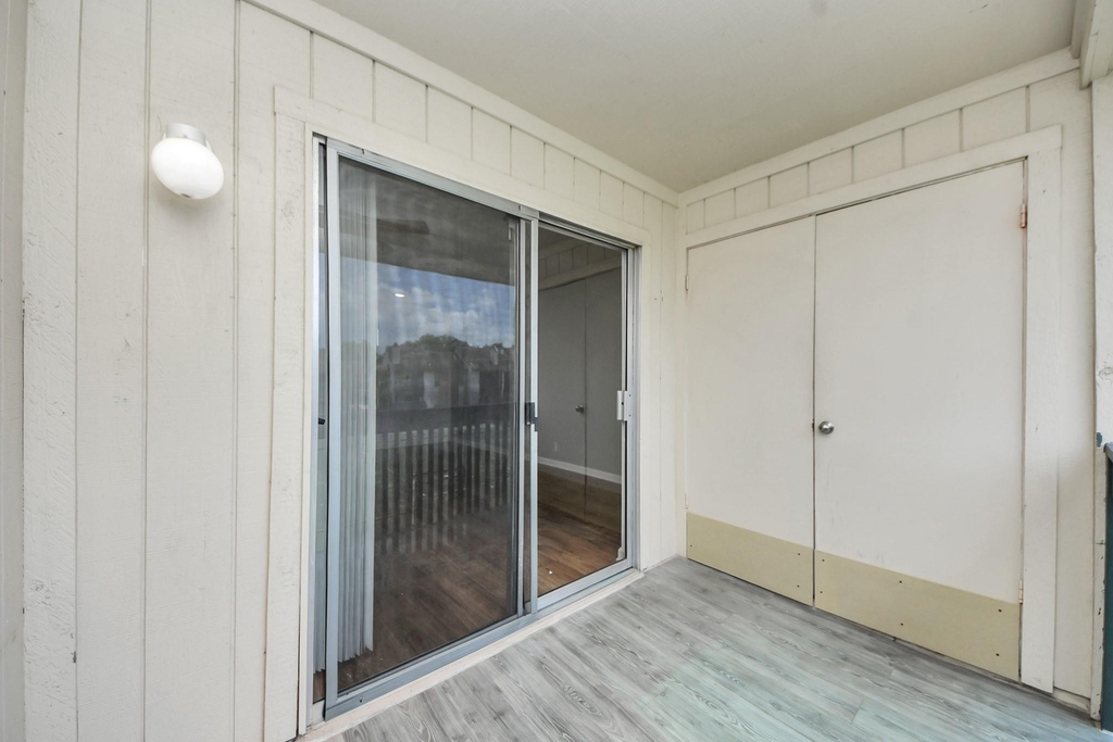 250 El Dorado Boulevard - Photo 14
