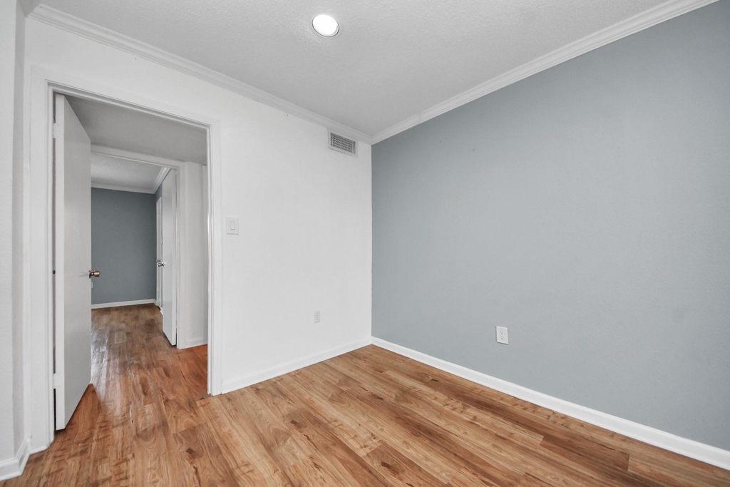 250 El Dorado Boulevard - Photo 25