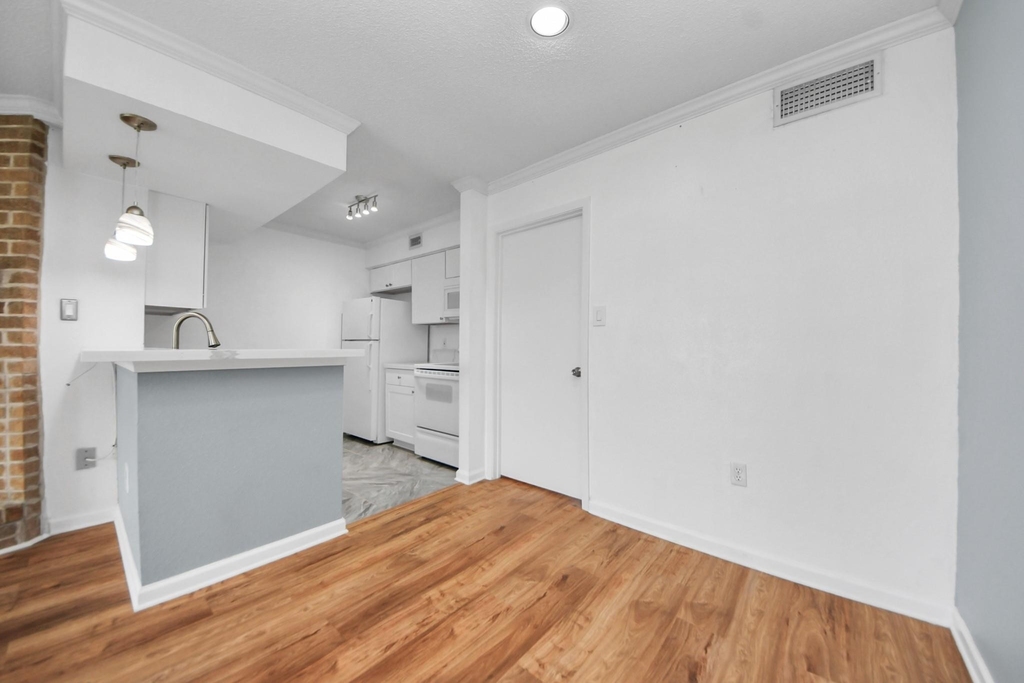 250 El Dorado Boulevard - Photo 26