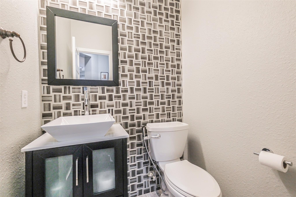 5506 Langhorne Court - Photo 21