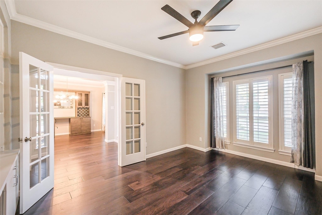 5506 Langhorne Court - Photo 10