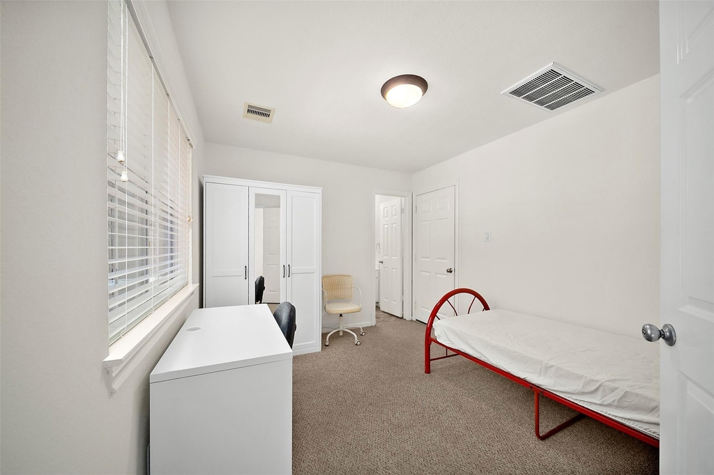3113 Clearview Circle - Photo 3