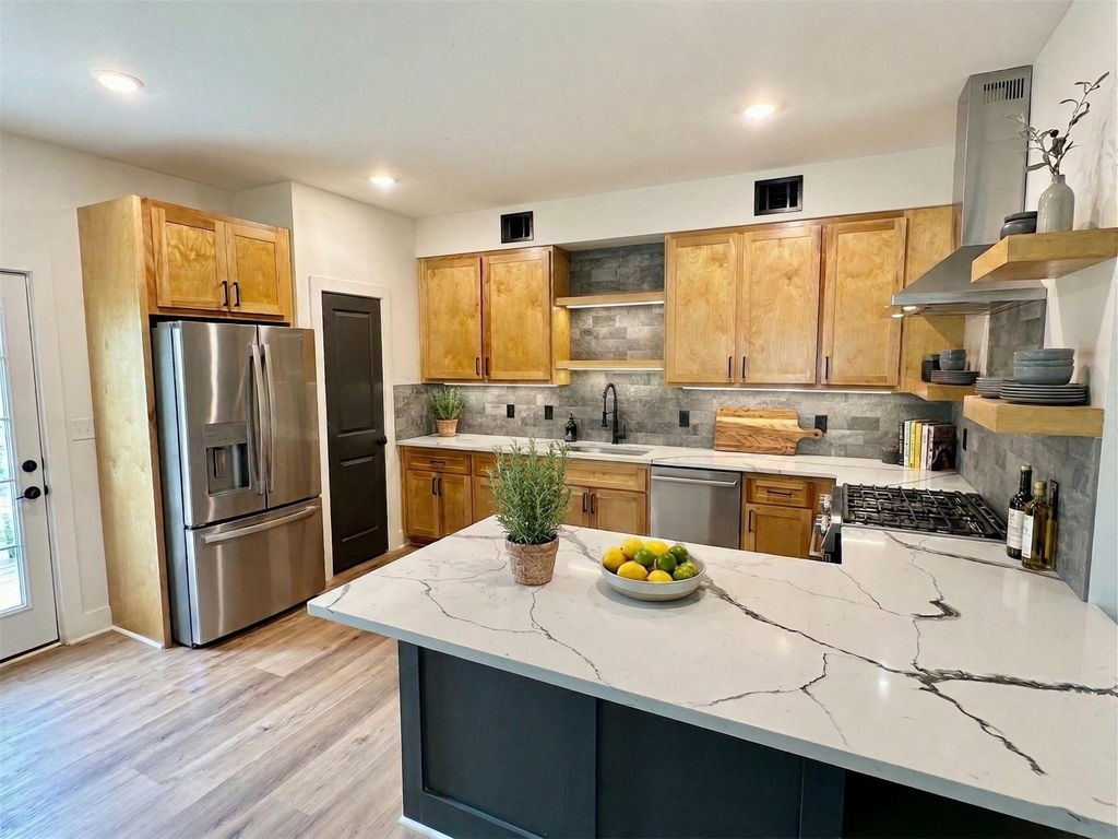 1002 E 33rd Street - Photo 1