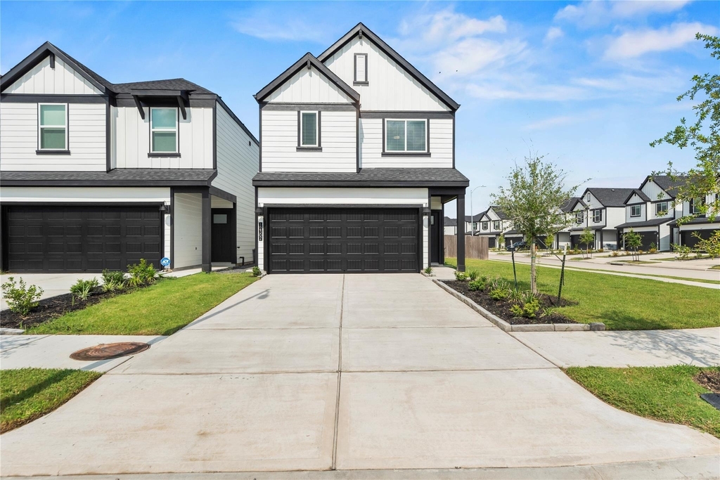 12302 Greenwood Gate Drive - Photo 2