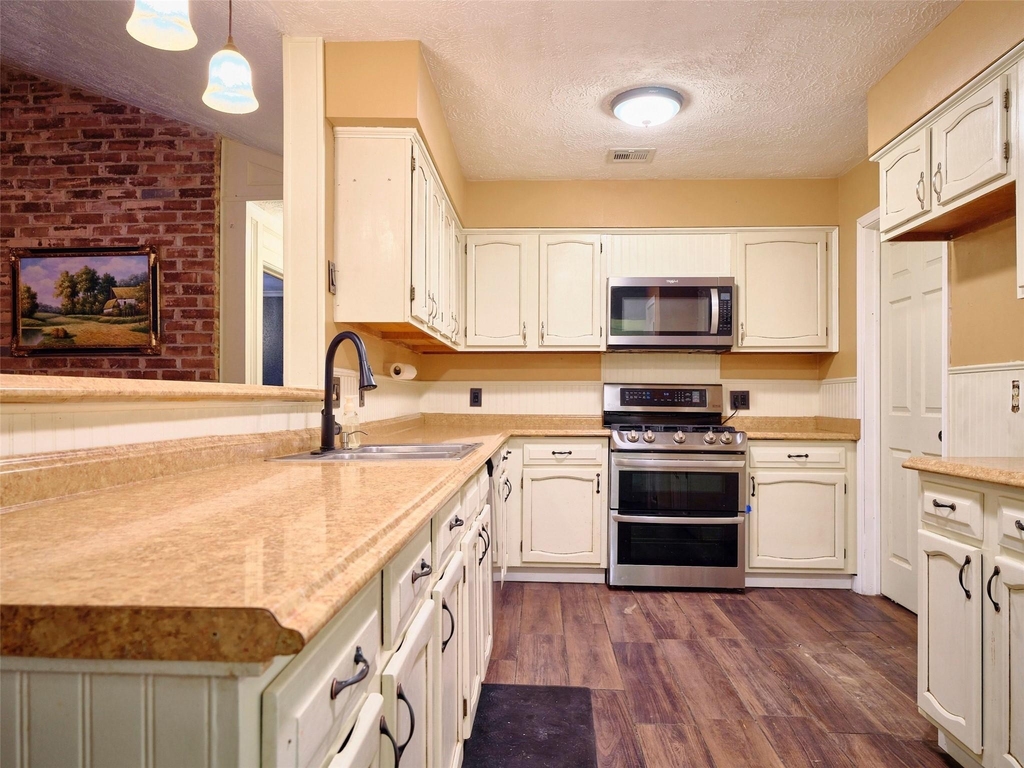 3618 Filmore Lane - Photo 5