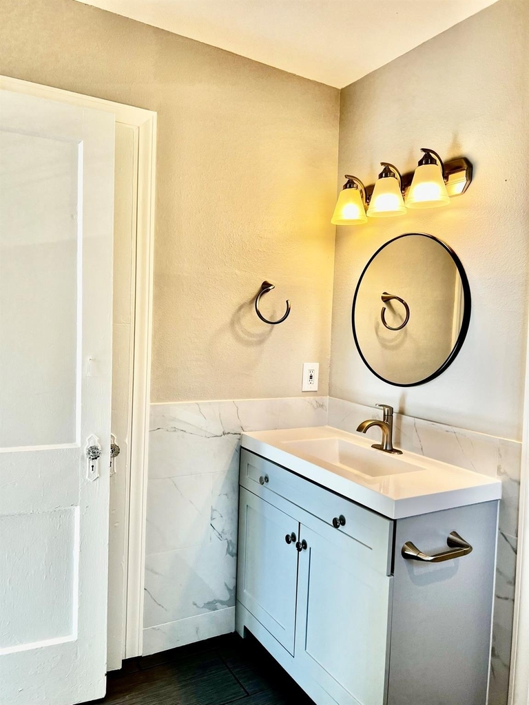 2411 Truxillo Street - Photo 14