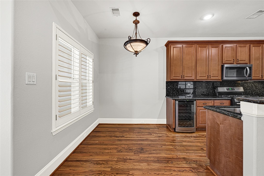 5206 Washington Avenue - Photo 13