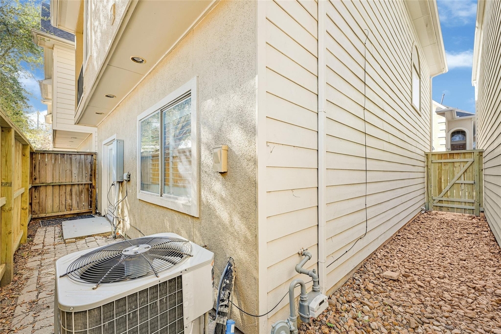 5206 Washington Avenue - Photo 3
