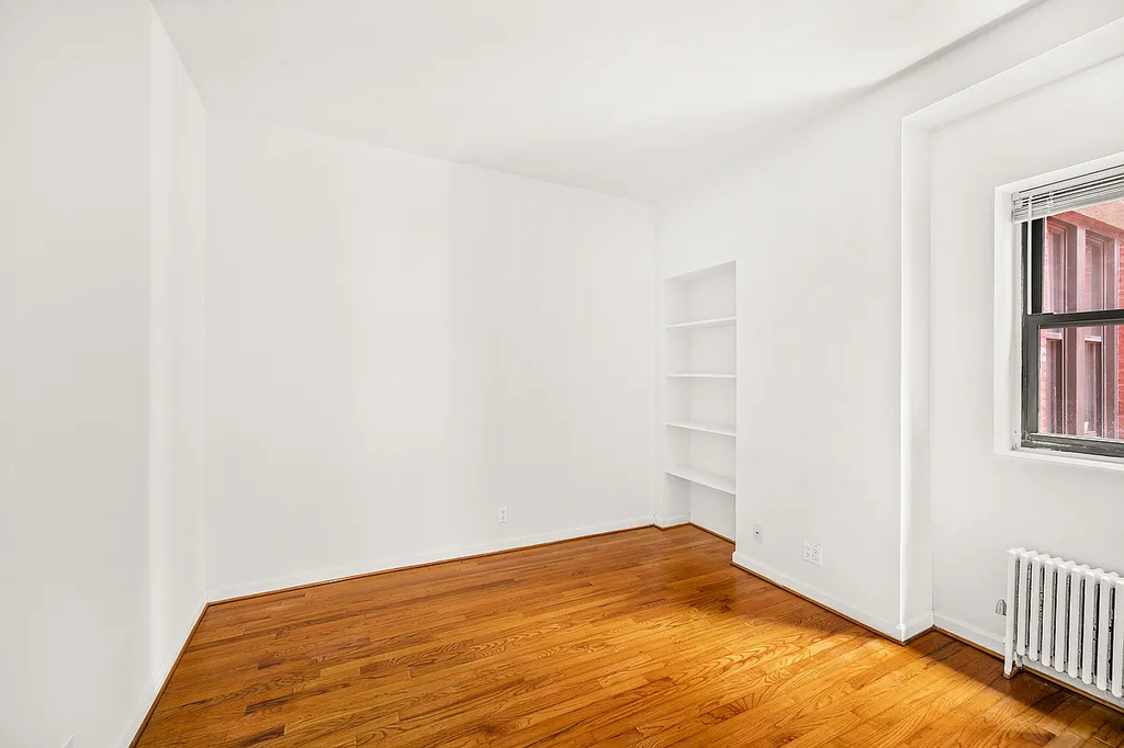 121 Madison Avenue - Photo 3
