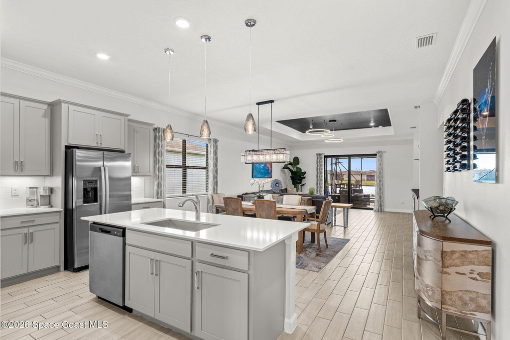 8904 Alister Drive - Photo 6