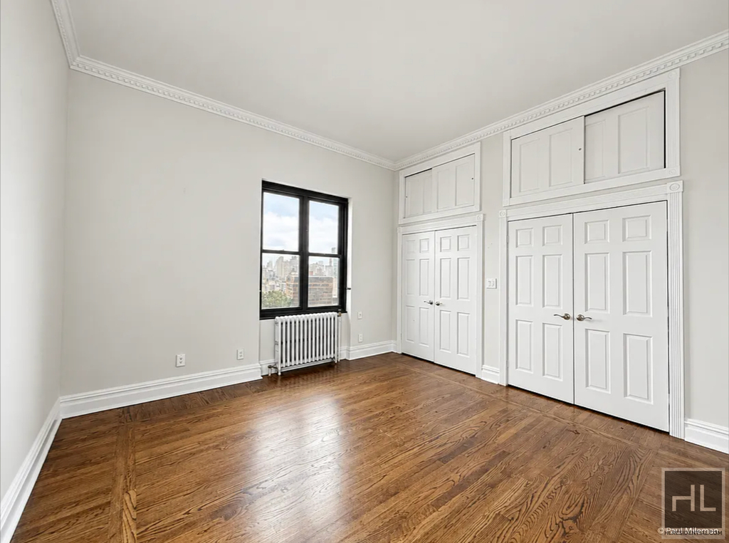 Second Avenue - Photo 5