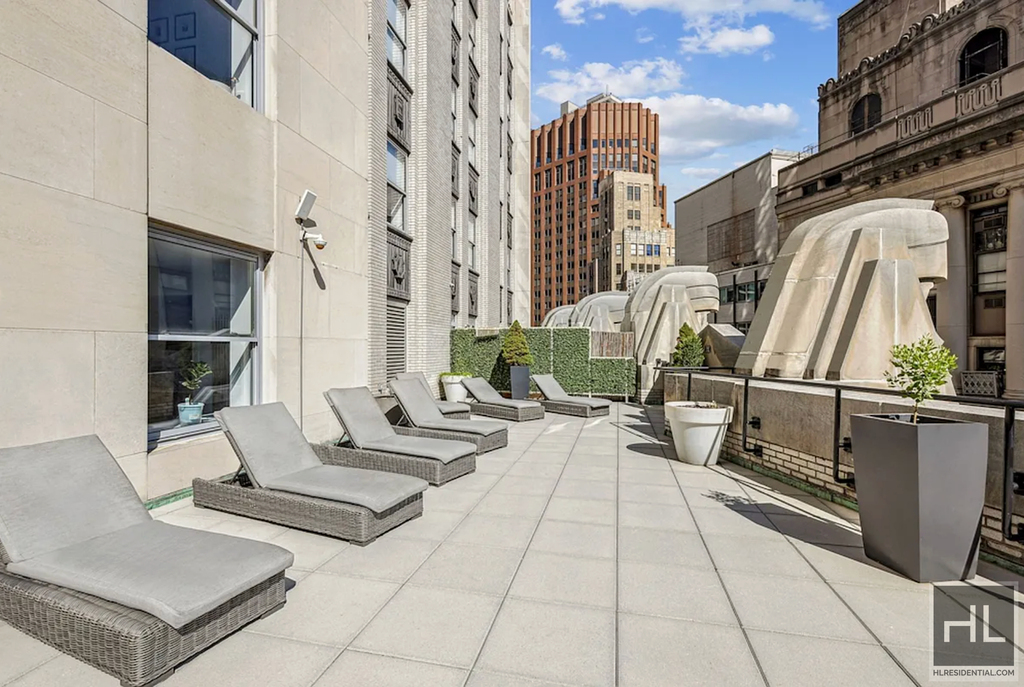 Exchange Place - Photo 17