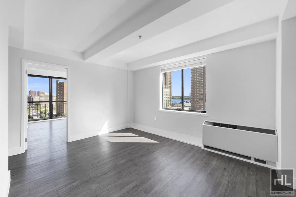 East 91st Street - Photo 0