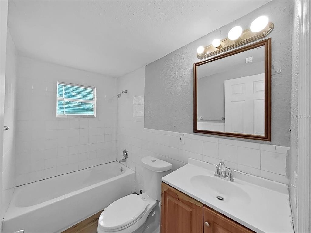1514 E North Bay Street - Photo 10