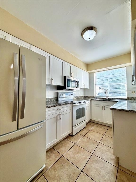 7501 Gallineta Court - Photo 5