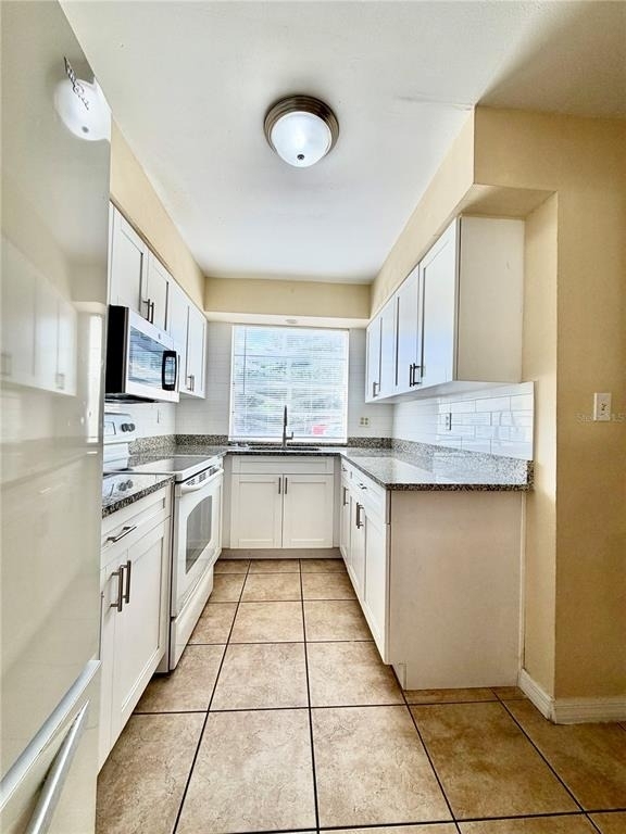 7501 Gallineta Court - Photo 3