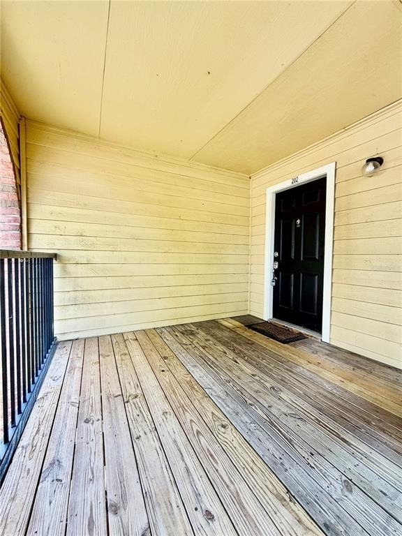 8643 Mallard Reserve Drive - Photo 2