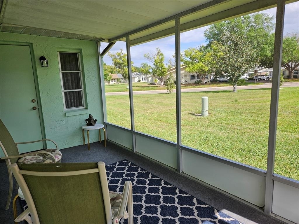 304 Grayston Place - Photo 32