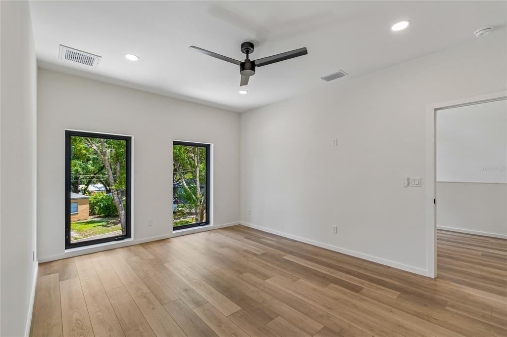 1305 Hilton Place - Photo 18