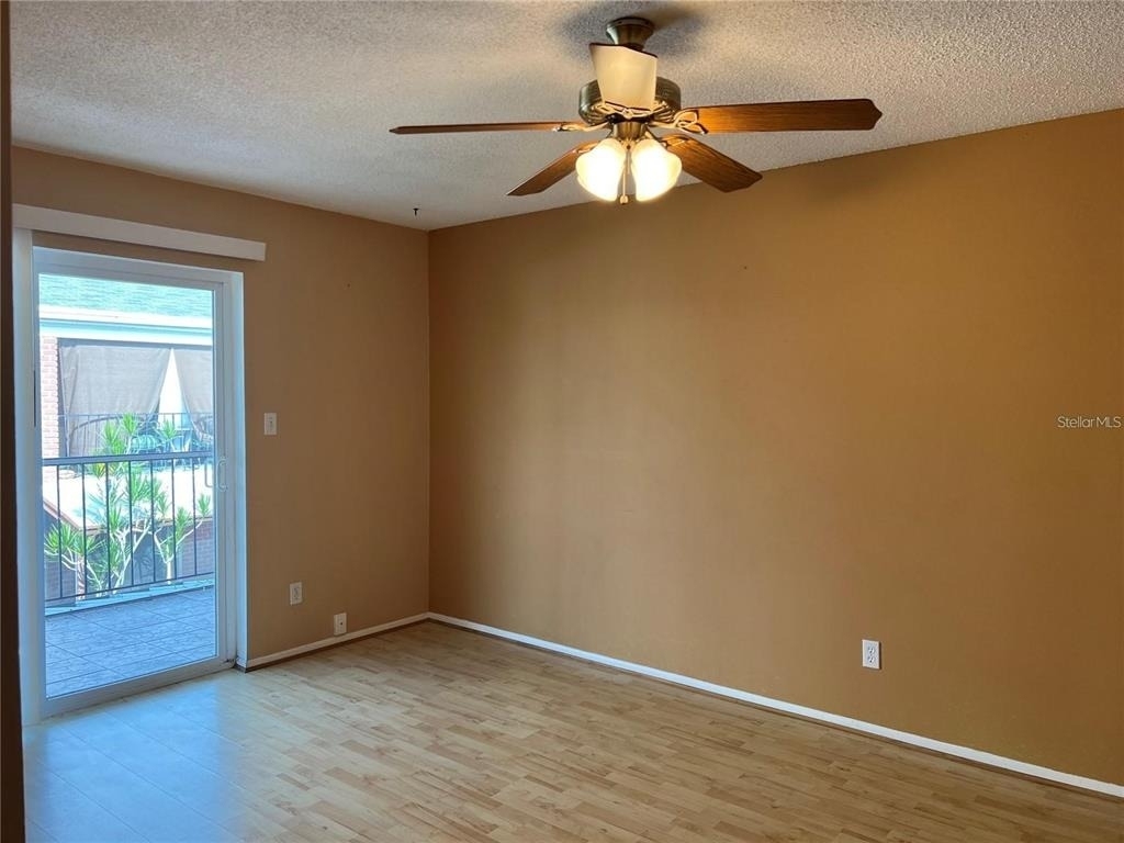 8542 10th Street N - Photo 6