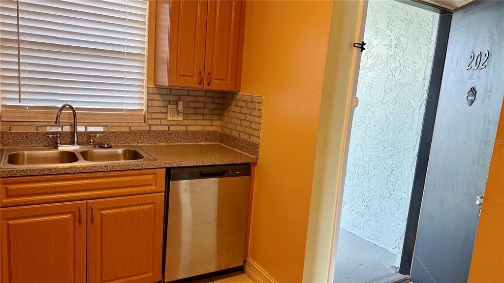 2830 Somerset Park Drive - Photo 1