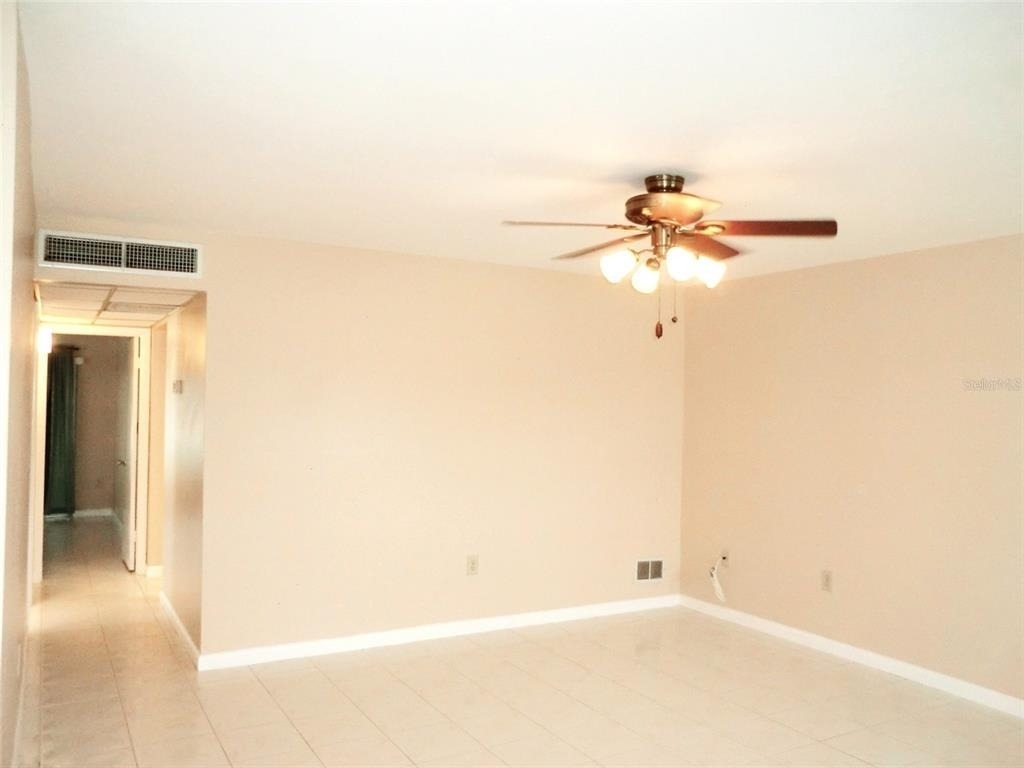 206 Andover Place N - Photo 1