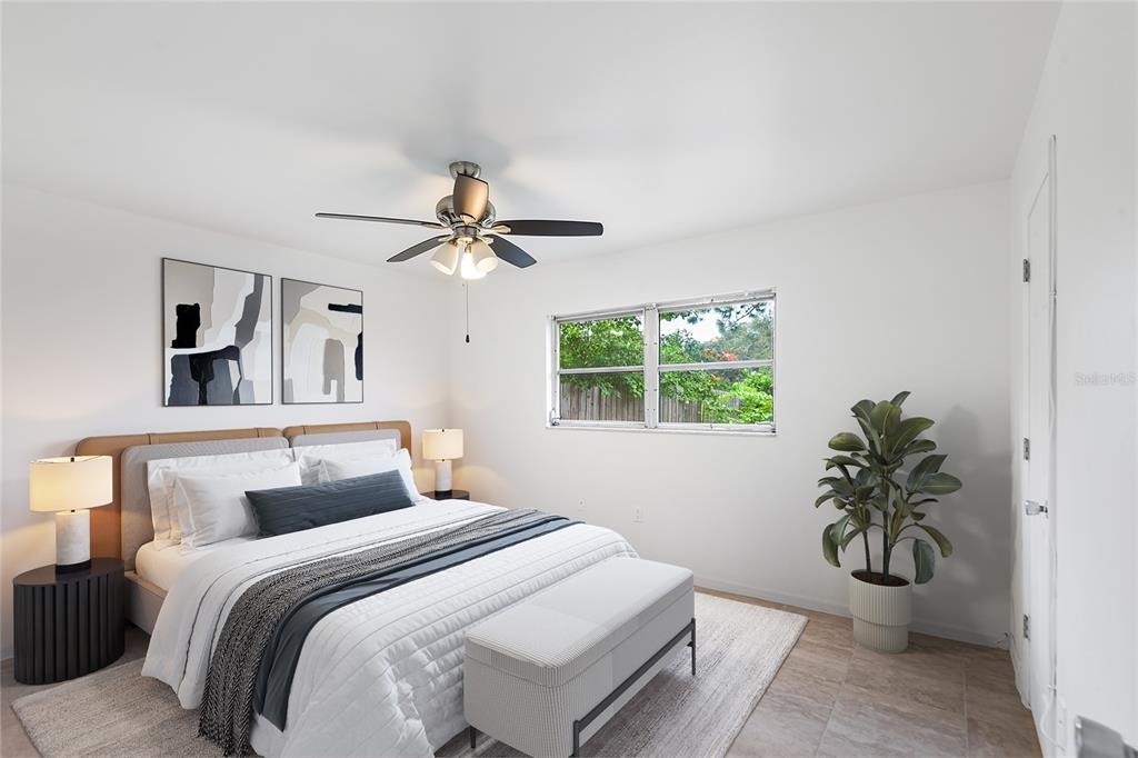 555 62nd Street S - Photo 4