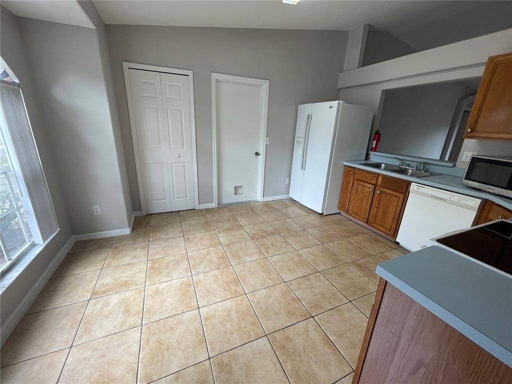 11185 Cypress Leaf Drive - Photo 2