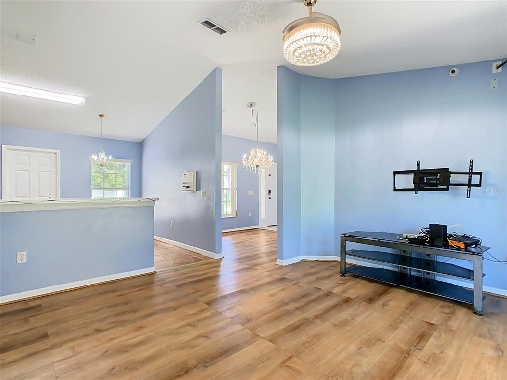 557 Nogales Court - Photo 15